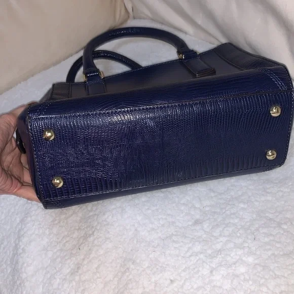 Anne Klein doctor type satchel